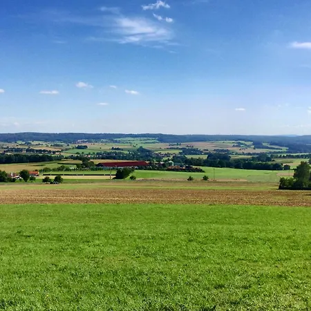 By Interhome * Oberleichtersbach