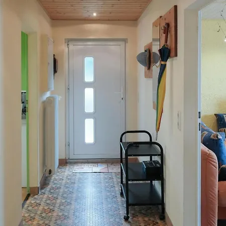 Apartment By Interhome Oberleichtersbach